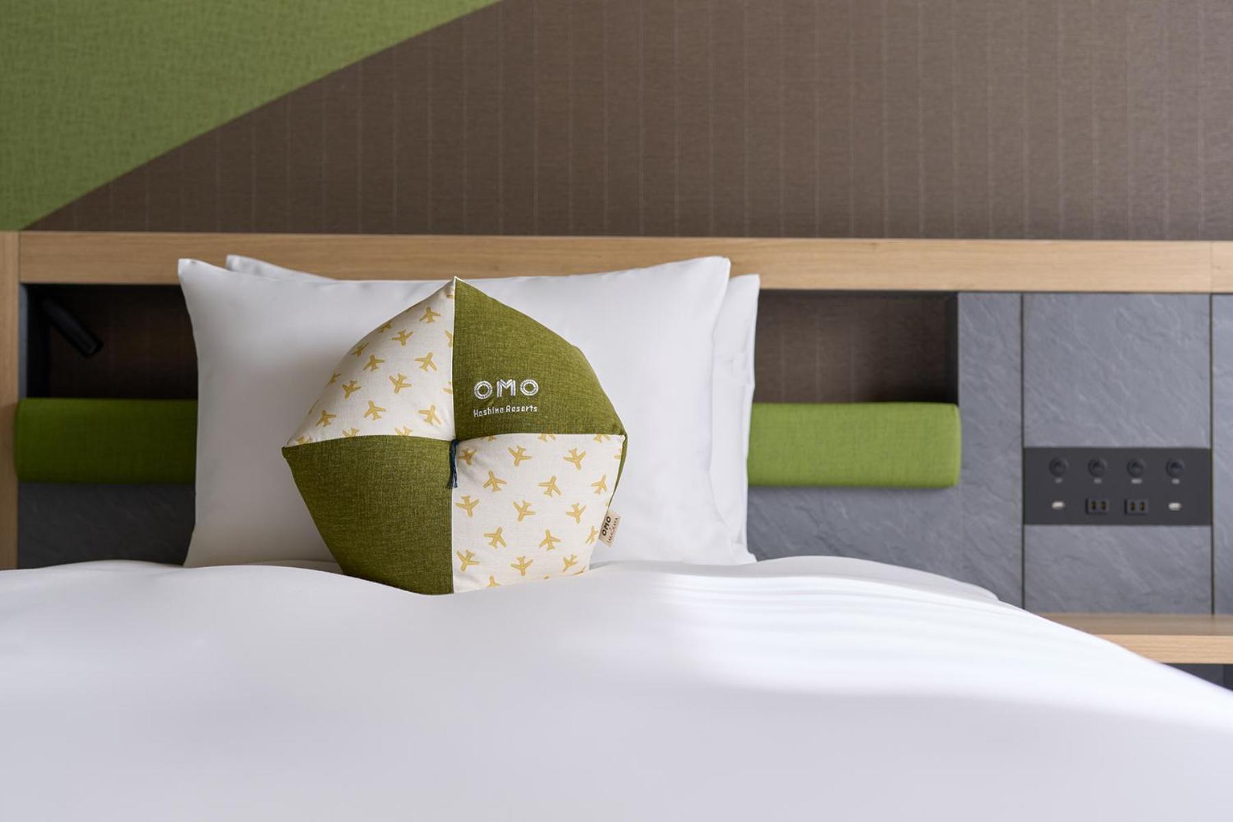 Omo Kansai Airport By Hoshino Resorts Izumisano Ngoại thất bức ảnh OYO's signature pillow